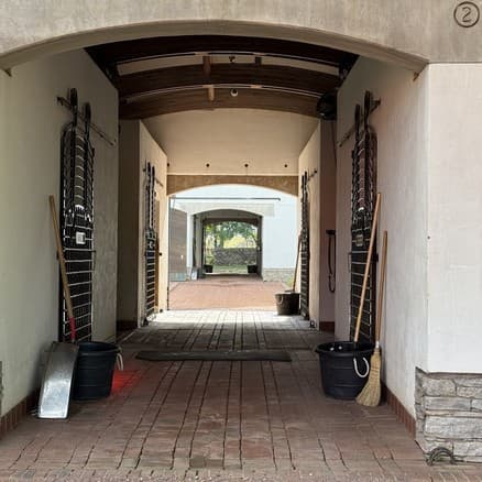 Inside a Gainesway stallion barn